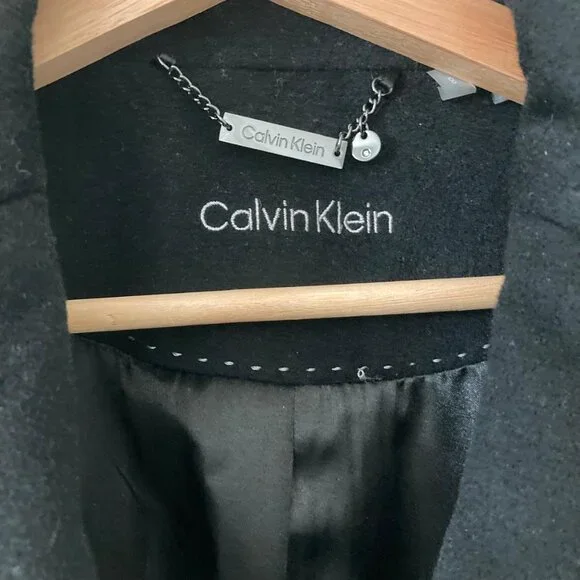 Celvin Klien Winter Jacket - Picture 4 of 6